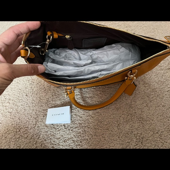 ***SOLD***   Woman’s Coach Prairie crossbody Satchel BRAND NEW with tags - Picture 3 of 6